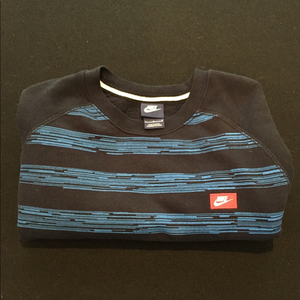 Nike sweat shirt